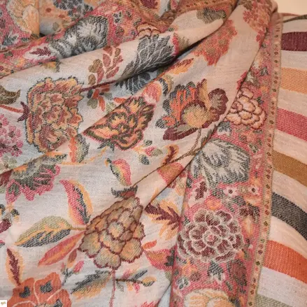 Kani šála Handmade 2