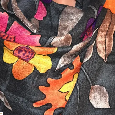 Šála malovaná 117