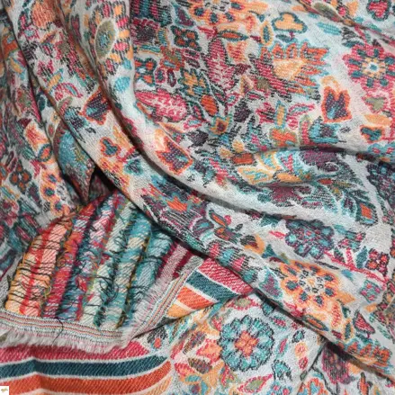 Kani šála Handmade 2