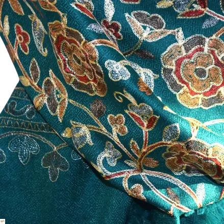 Šála exclusive vyšívaná 53