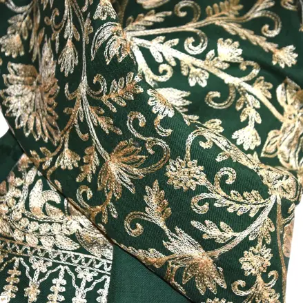 Šála exclusive vyšívaná 59