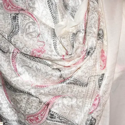 Šála exclusive vyšívaná 7