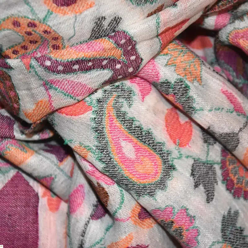 Kani šála Handmade 5