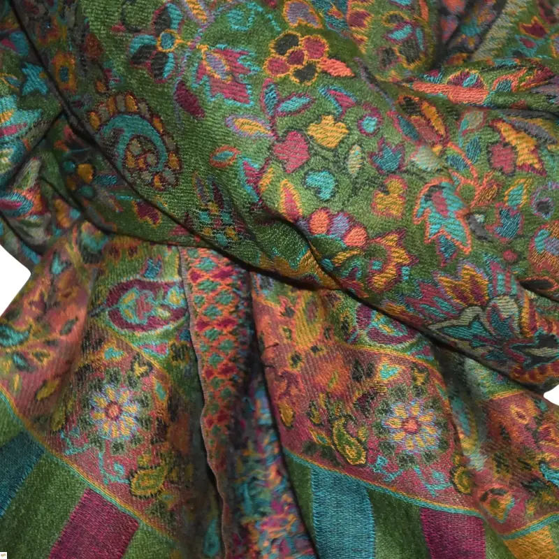 Kani šála Handmade 10