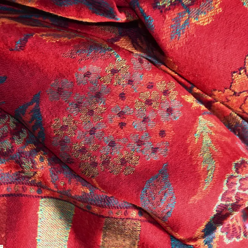 Kani šála Handmade 12