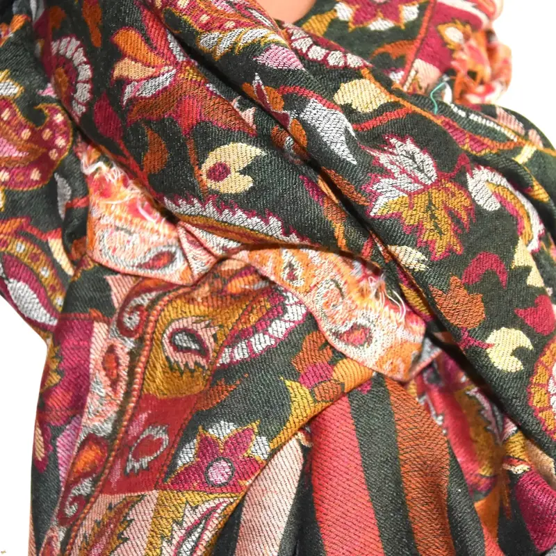 Kani šála Handmade 16