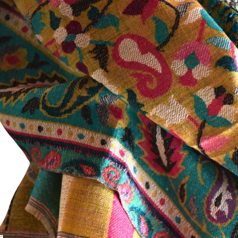 Kani šála Handmade 36