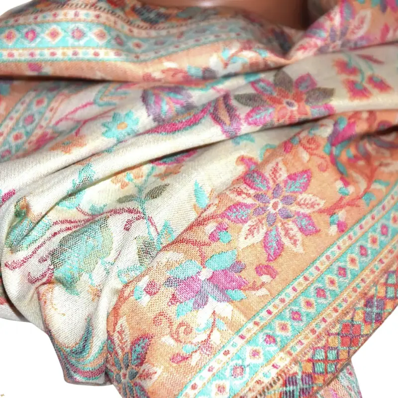 Kani šála Handmade 38