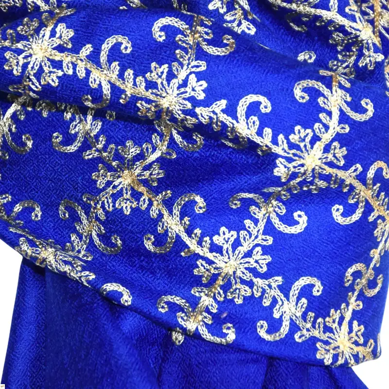 Šála exclusive vyšívaná 49